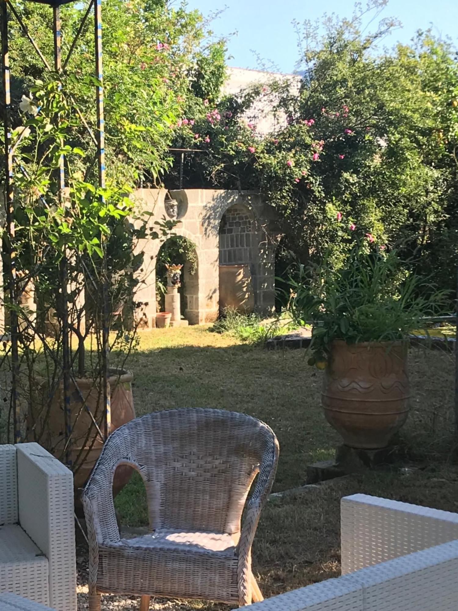 La Gallina Felice B&B 메타 외부 사진